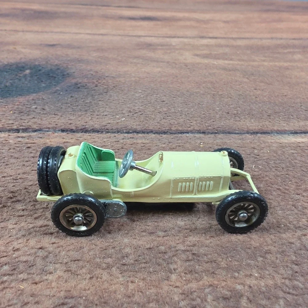 Matchbox Models of Yesteryear No 10 1908 GP Mercedes Cream Good Original Box